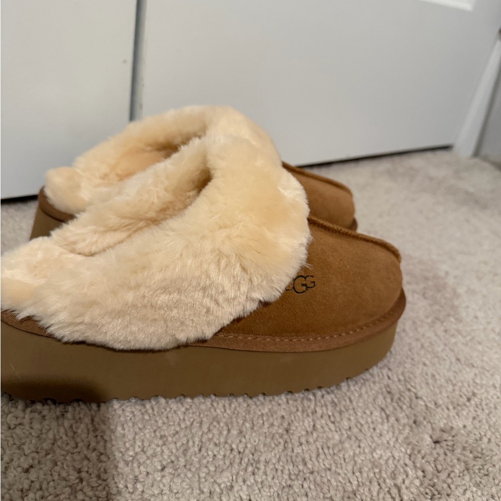 UGG Women's Disquette Platform Slippers